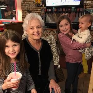 Meet your Posher, Sharon